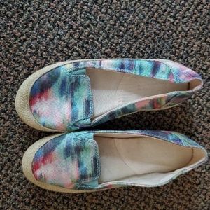 multicolored nine west shoes
